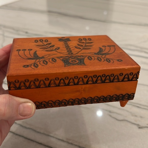 Vintage Music Box - Picture 11 of 11